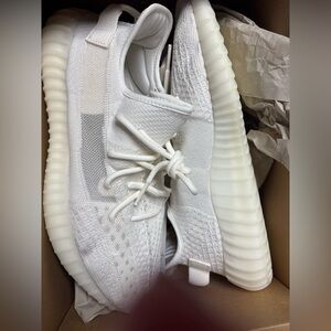 NWT Adidas Yeezy Boost 350 V2 Bone